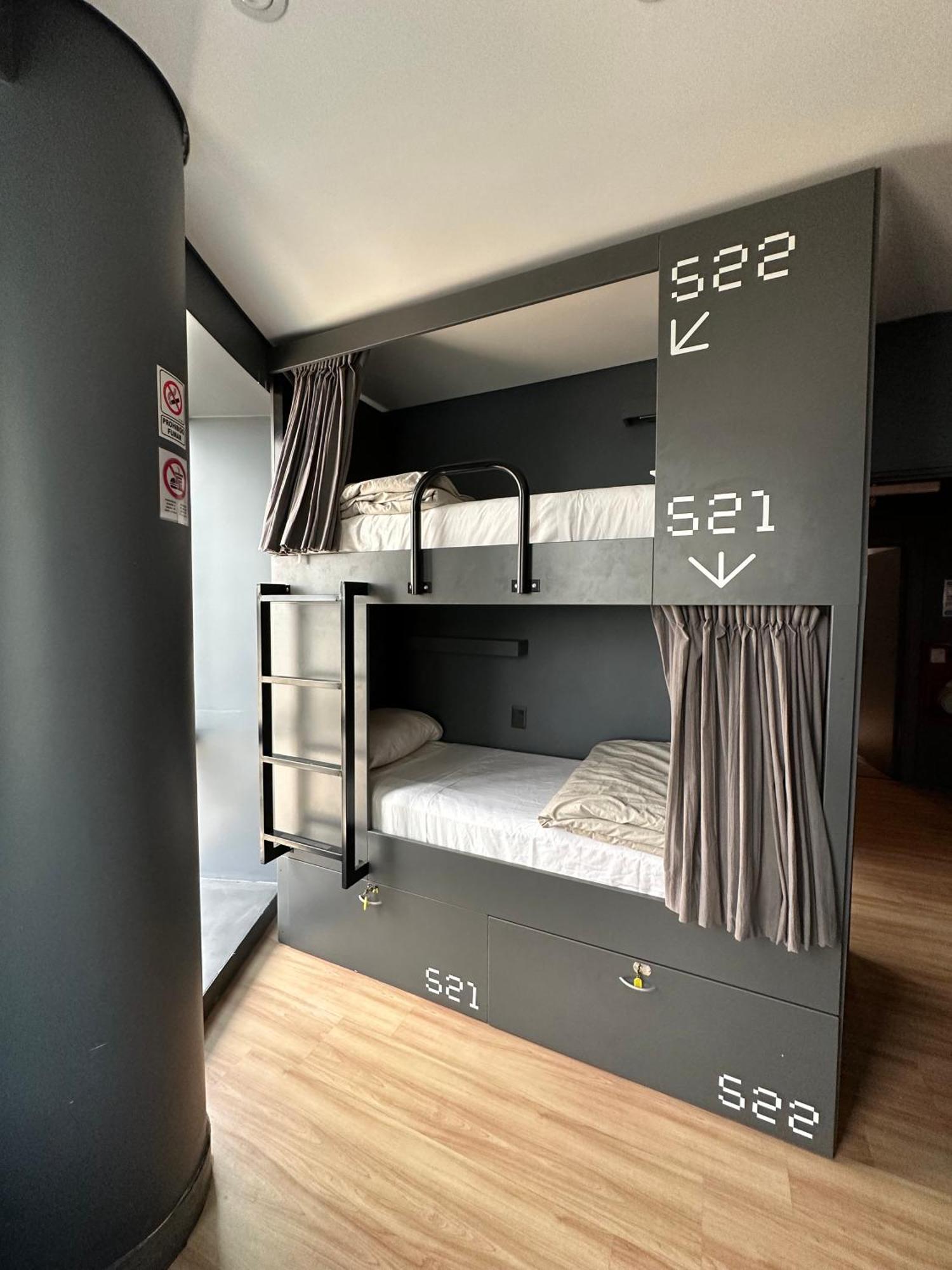 Mons Hostel Буенос Айрес Екстериор снимка