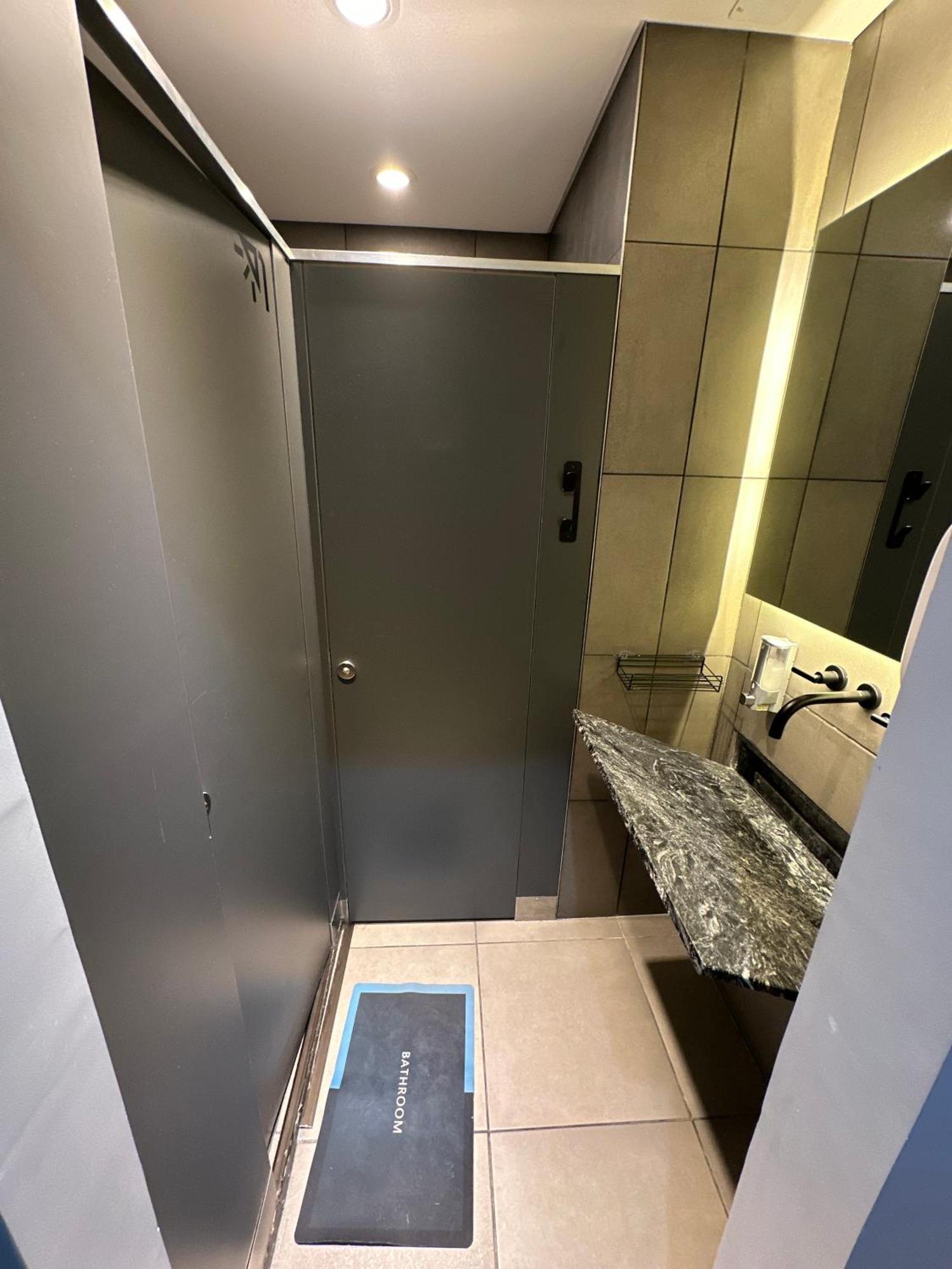 Mons Hostel Буенос Айрес Екстериор снимка