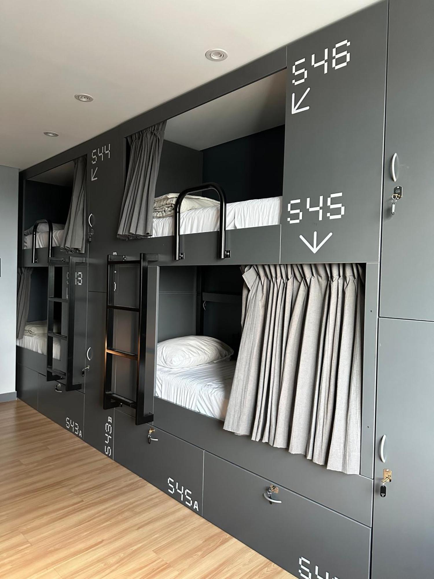 Mons Hostel Буенос Айрес Екстериор снимка